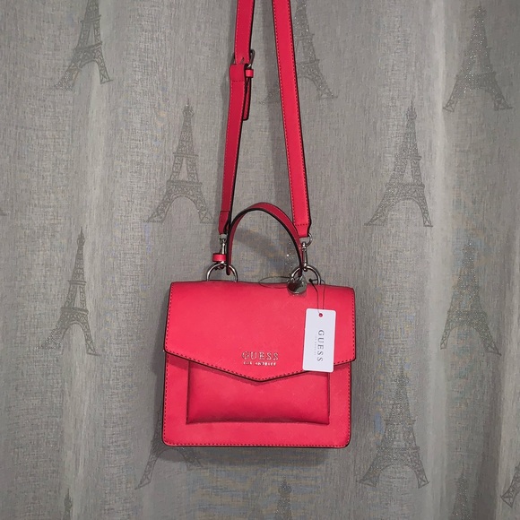 Guess Purse Spring Collection - Picture 1 of 4